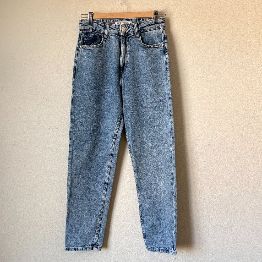 Zara Womens Mom Fit Jeans Size 4 High Rise Straight Leg Light Blue Vintage Denim